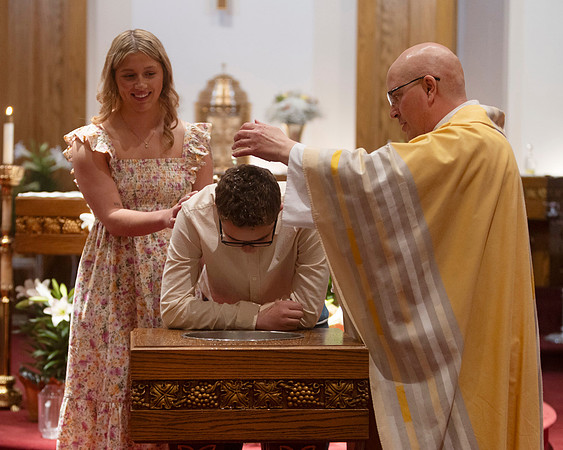 25EASTERVIGIl-0276