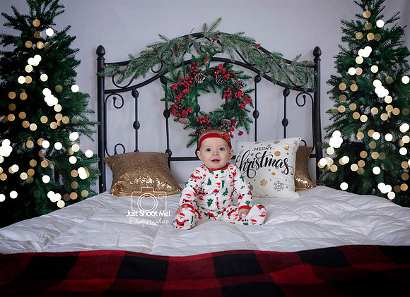 63 CHRISTMAS HEADBOARD 2