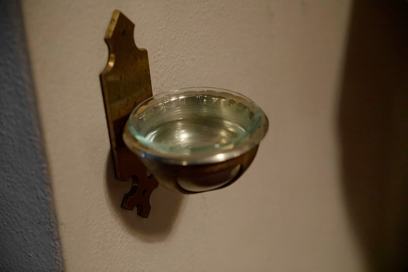25EASTERVIGIl-0104