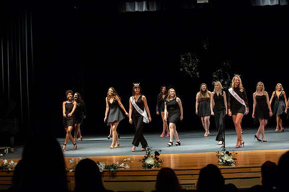 missoutstndgteen0024