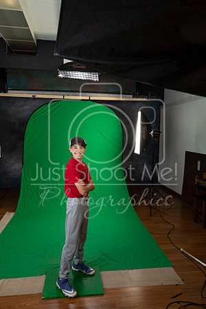 BRAVES JOHNSON TRIPP-0102