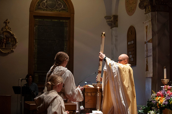 2024eastervigil-0135