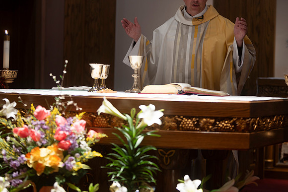 25EASTERVIGIl-0426
