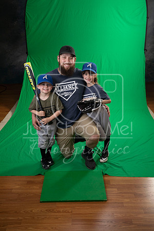 GOMEZ EDDIE FAMILY-8046
