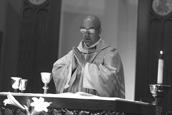 25EASTERVIGIl-0431 copy