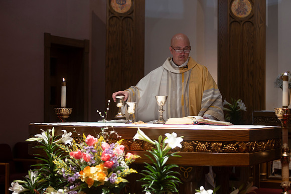 25EASTERVIGIl-0424