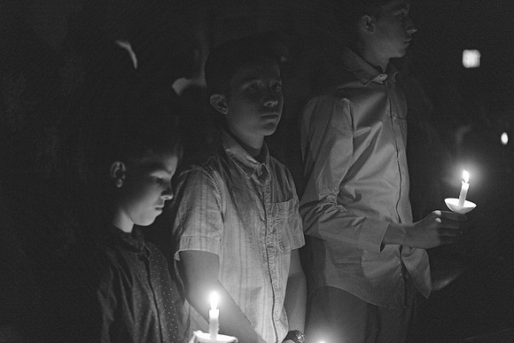 25EASTERVIGIl-0176 copy