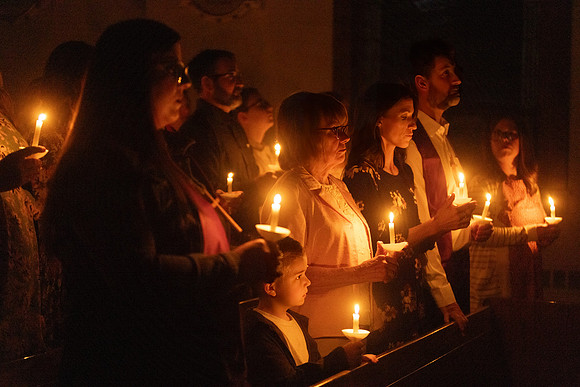 25EASTERVIGIl-0155
