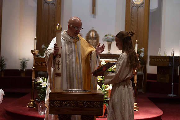 25EASTERVIGIl-0239