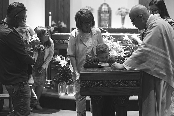 25EASTERVIGIl-0259 copy