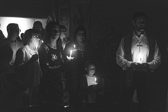 25EASTERVIGIl-0141 copy