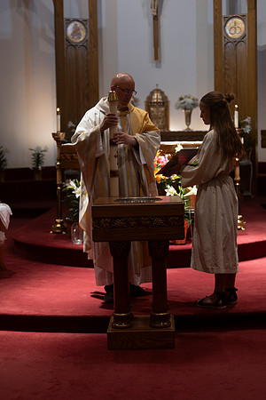 25EASTERVIGIl-0236
