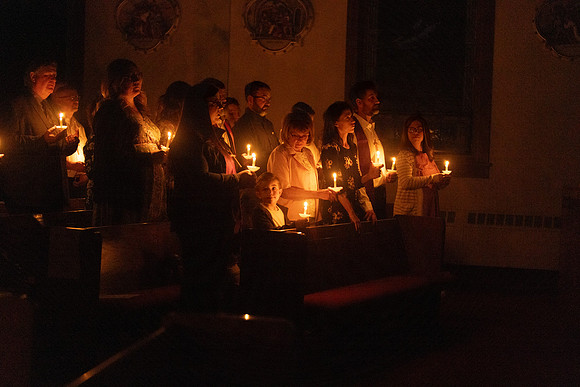 25EASTERVIGIl-0166