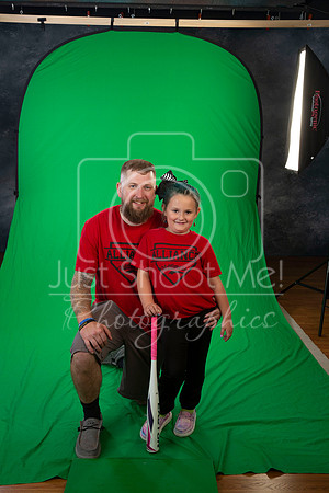 HUSKERS JINES COACH DAUGHTER-2267