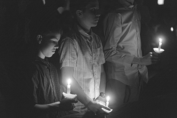 25EASTERVIGIl-0177 copy