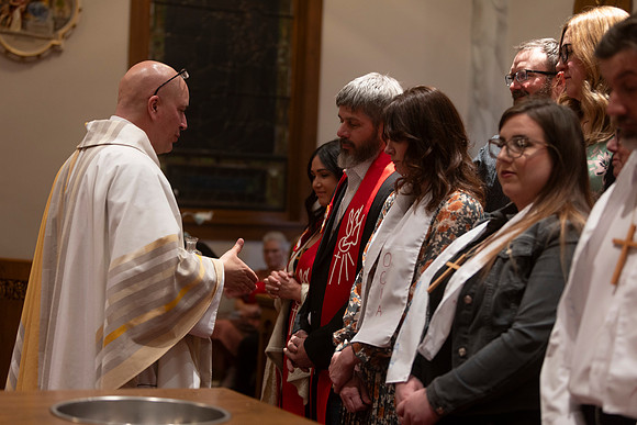 25EASTERVIGIl-0375