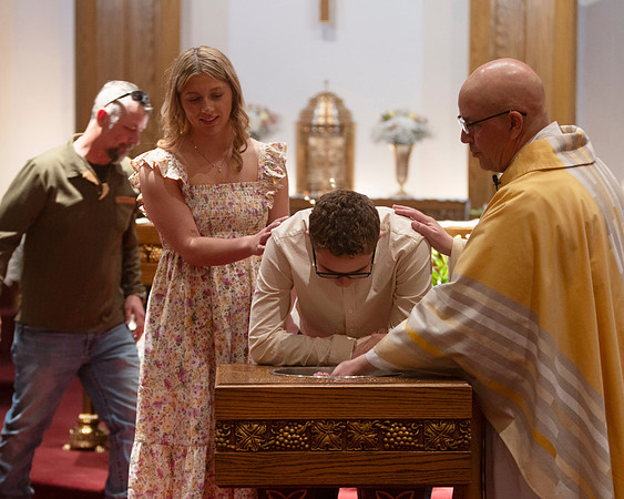 25EASTERVIGIl-0273