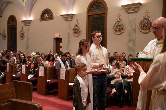 25EASTERVIGIl-0406