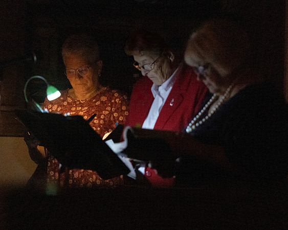 25EASTERVIGIl-0178