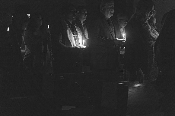 25EASTERVIGIl-0175 copy