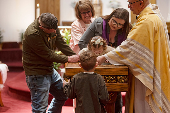 25EASTERVIGIl-0270