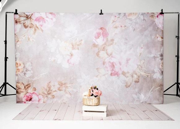 20-+soft floral backdrop