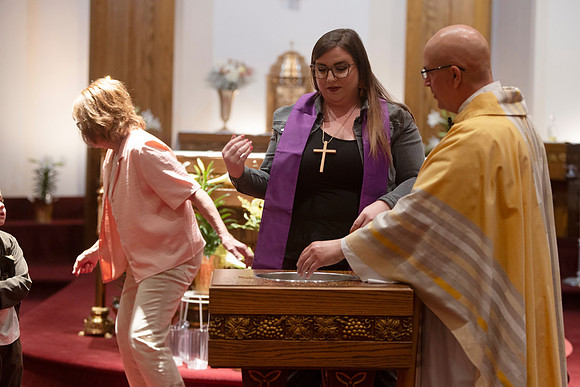 25EASTERVIGIl-0258