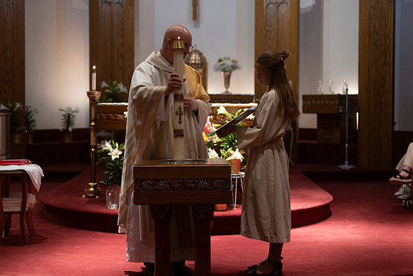 25EASTERVIGIl-0240