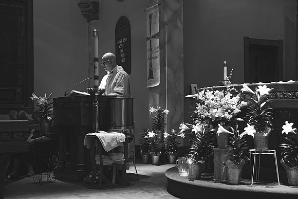 25EASTERVIGIl-0229 copy