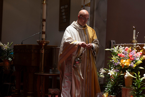 25EASTERVIGIl-0420