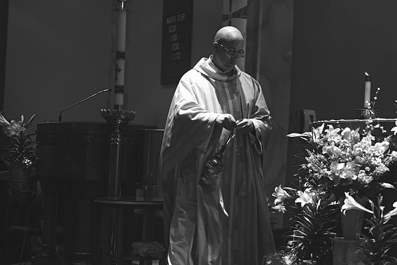 25EASTERVIGIl-0420 copy
