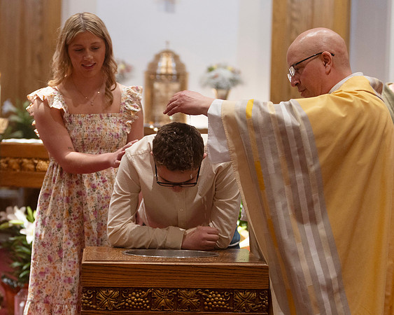 25EASTERVIGIl-0274