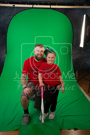 HUSKERS JINES COACH DAUGHTER-2268