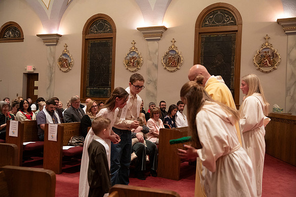 25EASTERVIGIl-0411